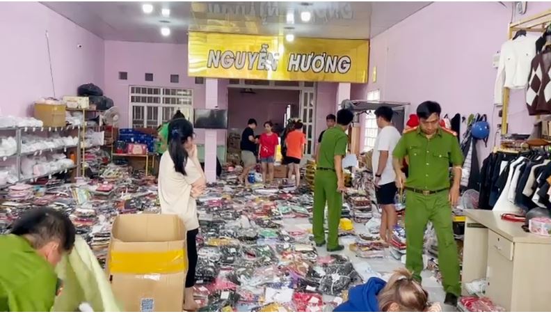 An Giang: Tạm giữ trên 2.900 sản phẩm không rõ nguồn gốc